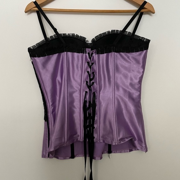 Frederick’s of Hollywood Purple & Black Satin Lace Corset top Large - Picture 8 of 10